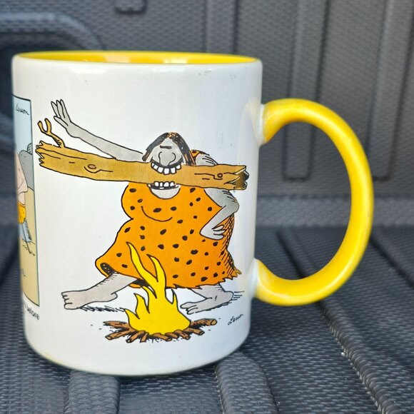 The Far Side Gary Larson Arts & Leisure Section Comic Mug 1996 Andrews McMeel - Picture 4 of 10